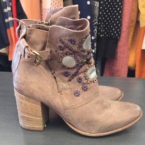 A.S.98 Purple Embellished Heeled Boots